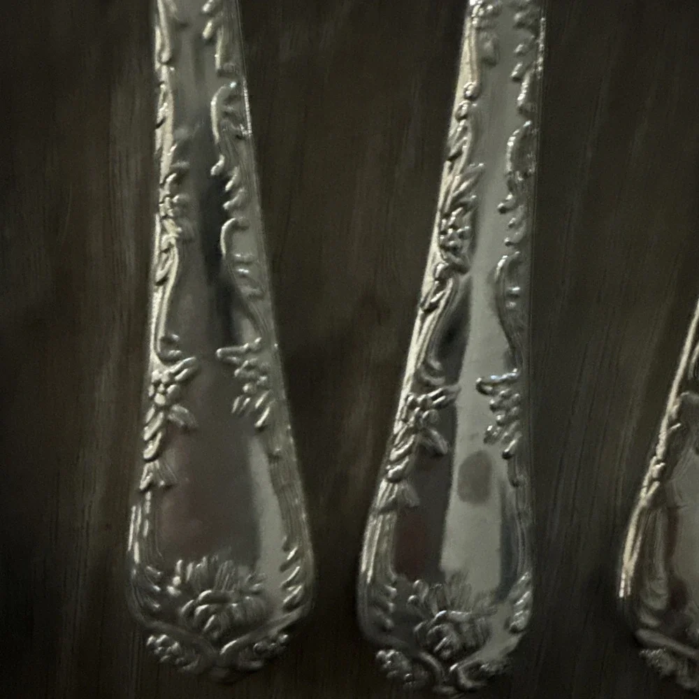 Wm Rogers & Son International Silver Silverplate Enchanted Rose 6 Dinner‎ Forks